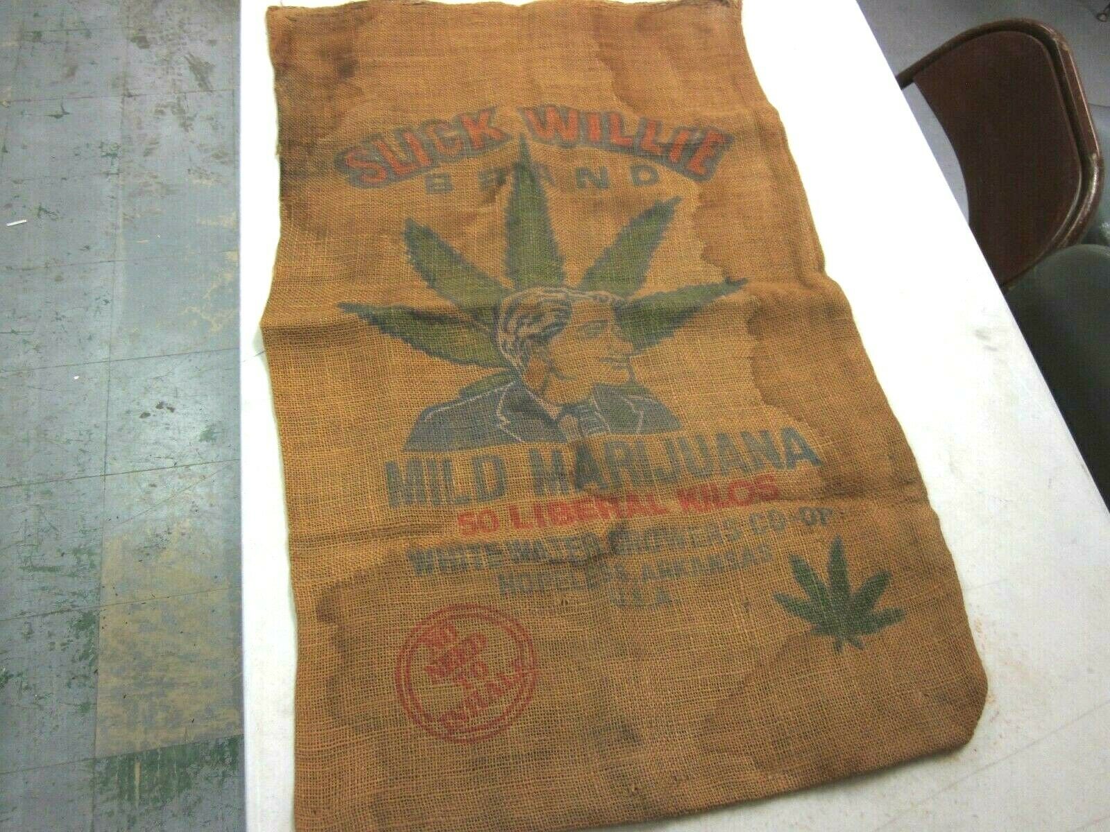 Burlap Bag  Novelty Wall Hanging Cannabis Marijuana Pot Leaf Weed  Bill Clinton