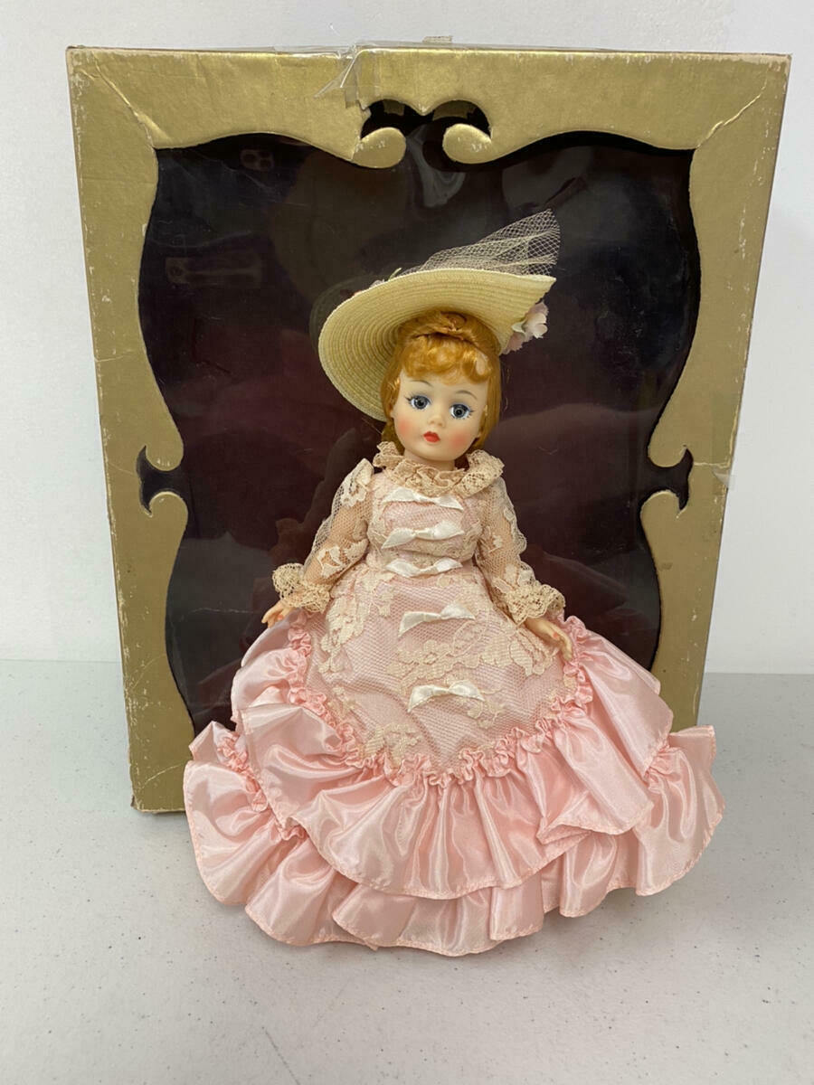 Vintage Madame Alexander Godey Cissette Doll In Frame Box