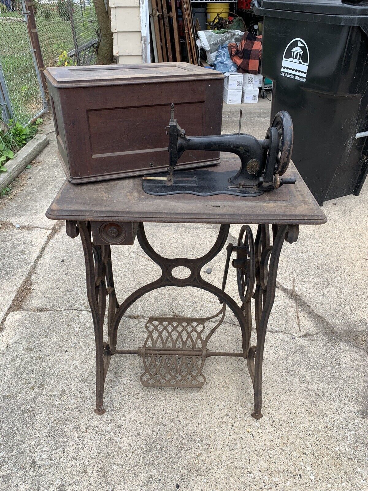 Early! 1860s Singer Sewing Machine Treadle Amazing! 1855 Pat